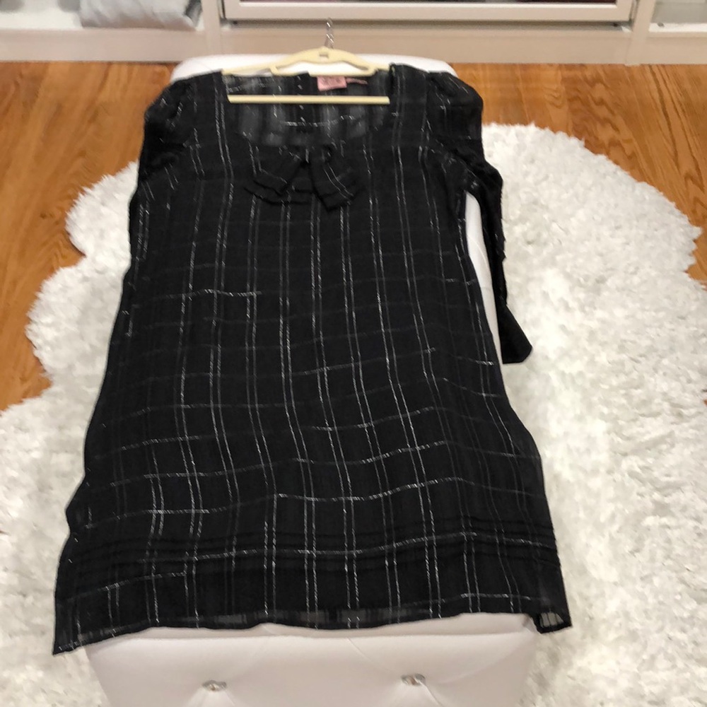 Black and silver line dress size 8